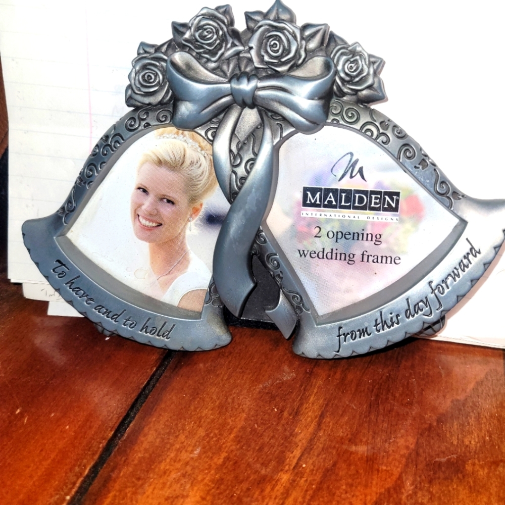 Malden International, 2 opening wedding Frame